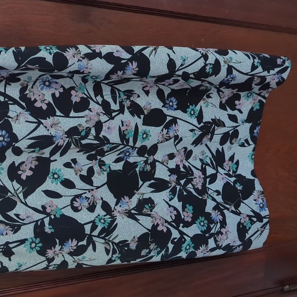 Tommy Hilfiger Black & Gray Floral Short Flutter Sleeve Dress Size 18 - Picture 3 of 8